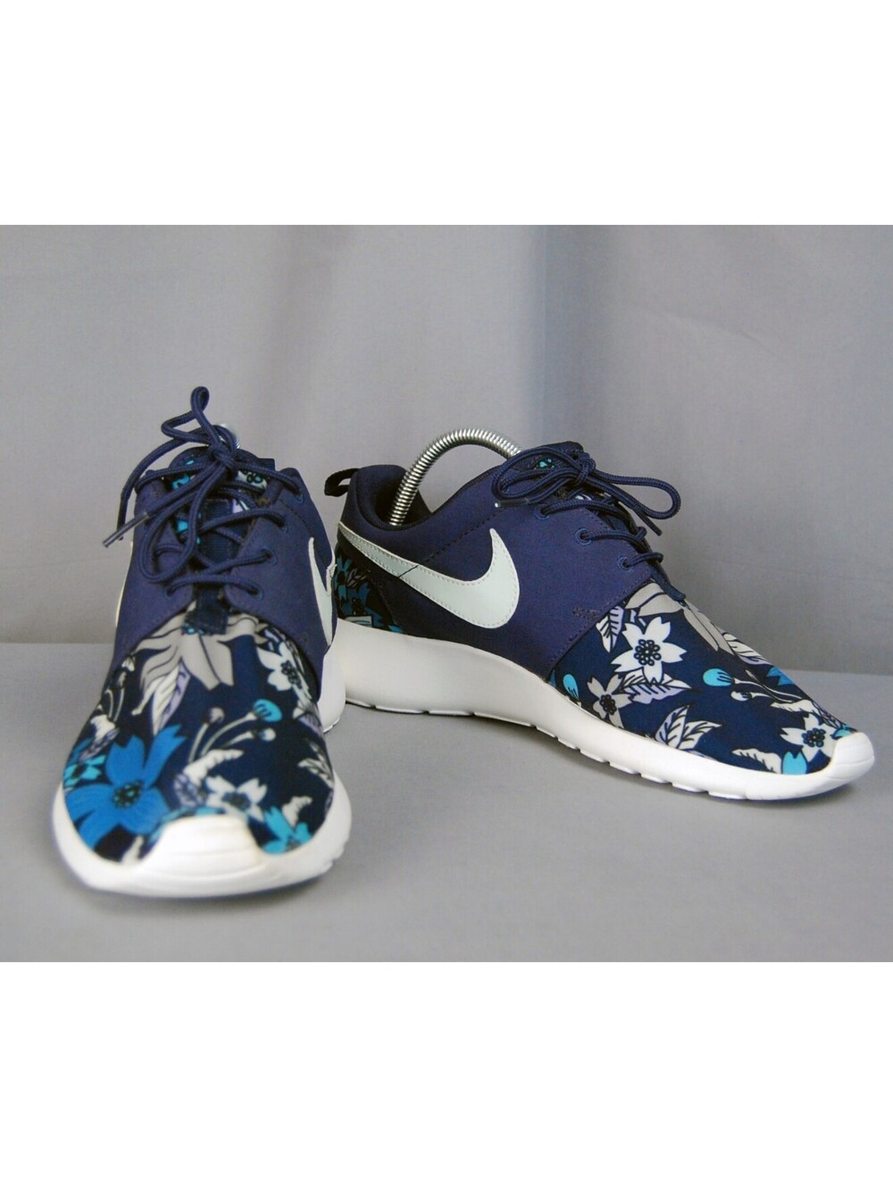 Nike Roshe One Print Women's Sz 10 Midnight Navy Floral Sneakers Running Shoes